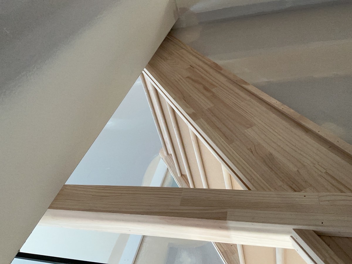 Balustrade not installed, recorded during a fixing stage inspection in Austral