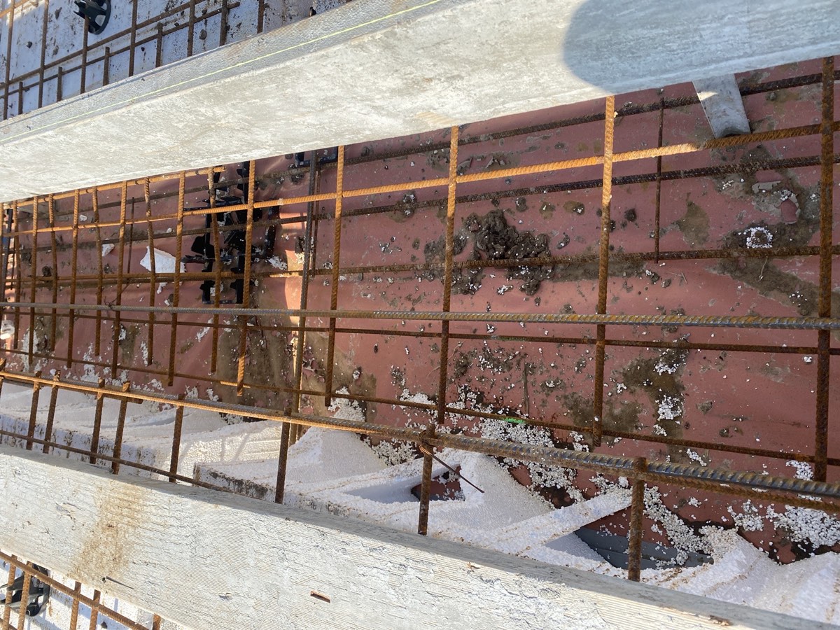 Beam reinforcement wider than 300 mm, Austral
